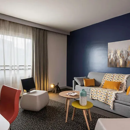 Adagio La Defense Esplanade Пюто