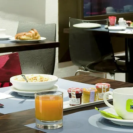 Adagio La Defense Esplanade 4* Puteaux