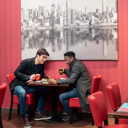 Ξενοδοχείο με διαμερίσματα Adagio La Defense Esplanade Puteaux