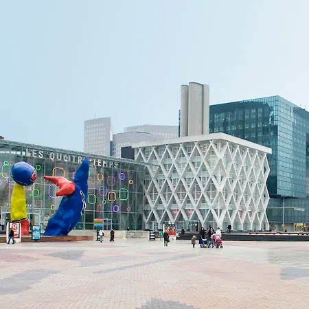 Adagio La Defense Esplanade 4*