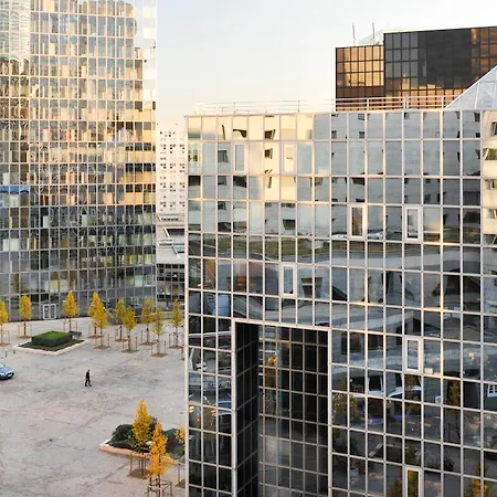 Appart hôtel Adagio La Défense Esplanade Puteaux