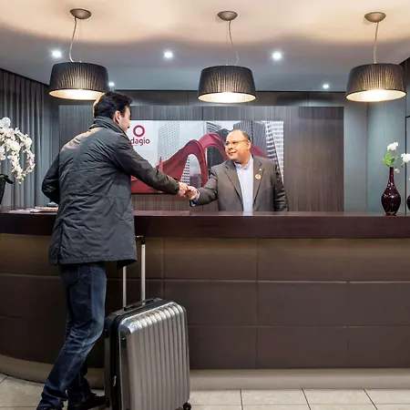 Ξενοδοχείο με διαμερίσματα Adagio La Defense Esplanade