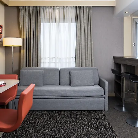 Adagio La Defense Esplanade 4* Puteaux