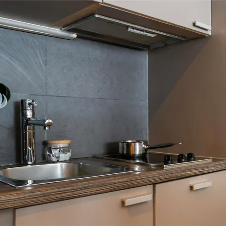 Adagio La Defense Esplanade 4*