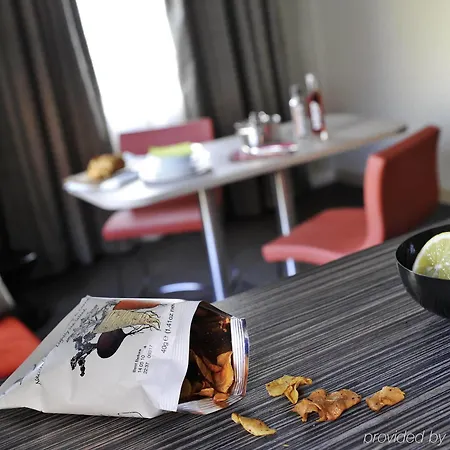 Adagio La Défense Esplanade Aparthotel