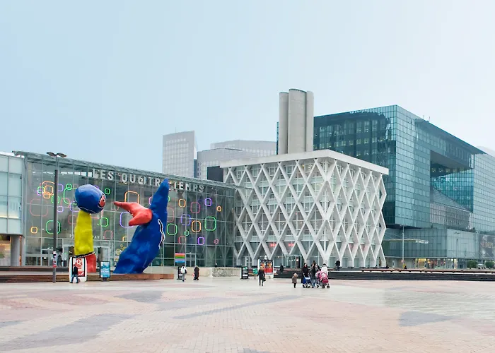 Adagio La Défense Esplanade 4*