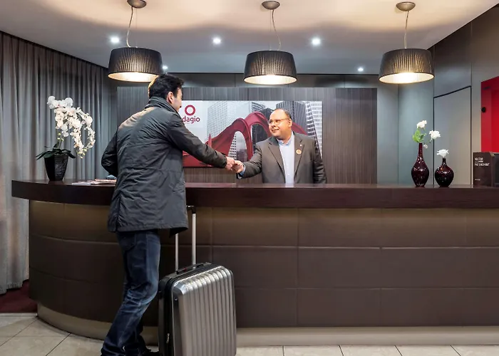 Aparthotel Adagio La Défense Esplanade