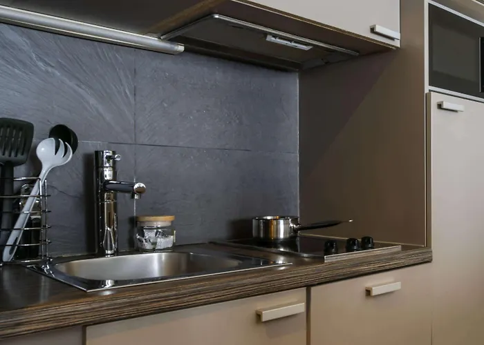 Aparthotel Adagio La Défense Esplanade 4*